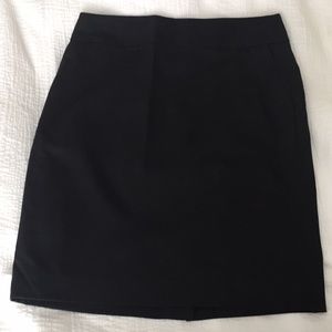 Dark gray pencil skirt Banana Republic 2p